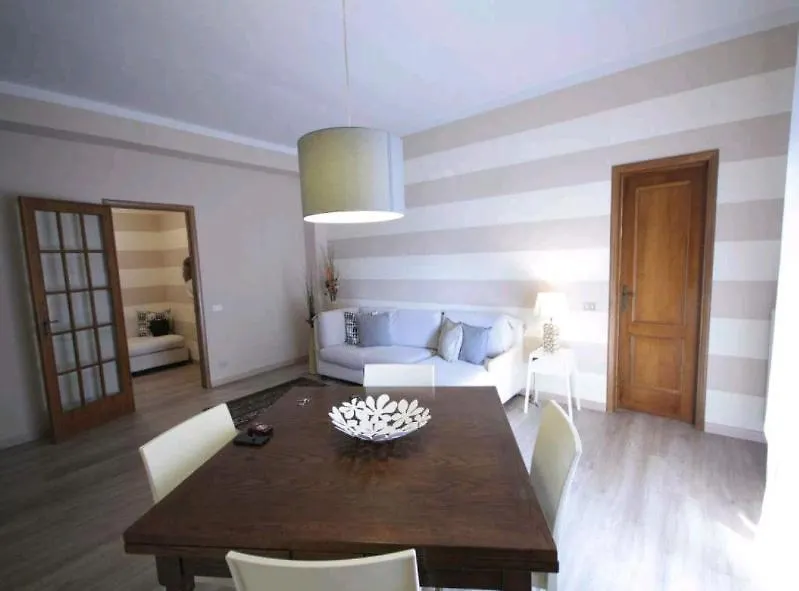 Tricolore Place Bed and Breakfast Milano 0*,  Italia