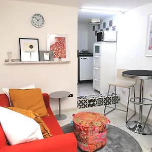 Mercanti Attic Version شقة